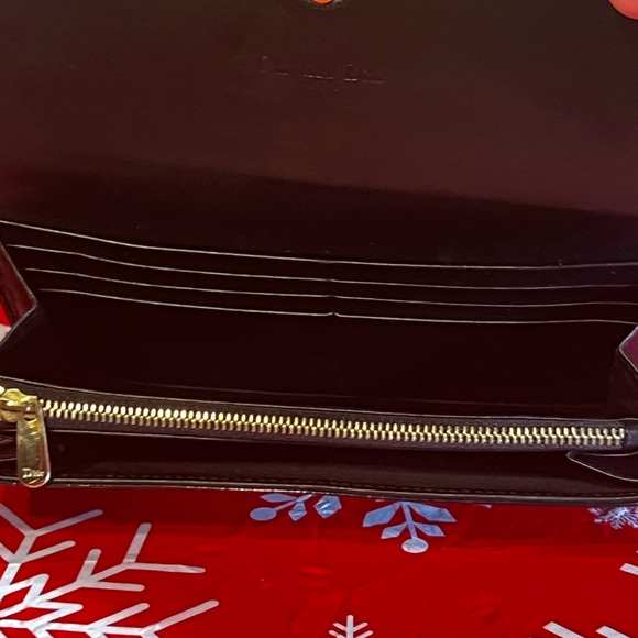 CHRISTIAN DIOR PATENT LEATHER LONG WALLET - Picture 8 of 9